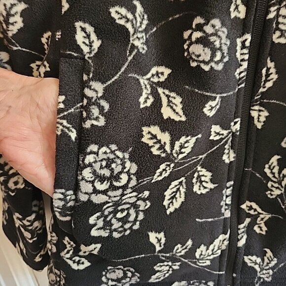 Medium Lands End Womens Jacket Full Zip Front Fleece Black White Pockets NEW - Picture 5 of 12